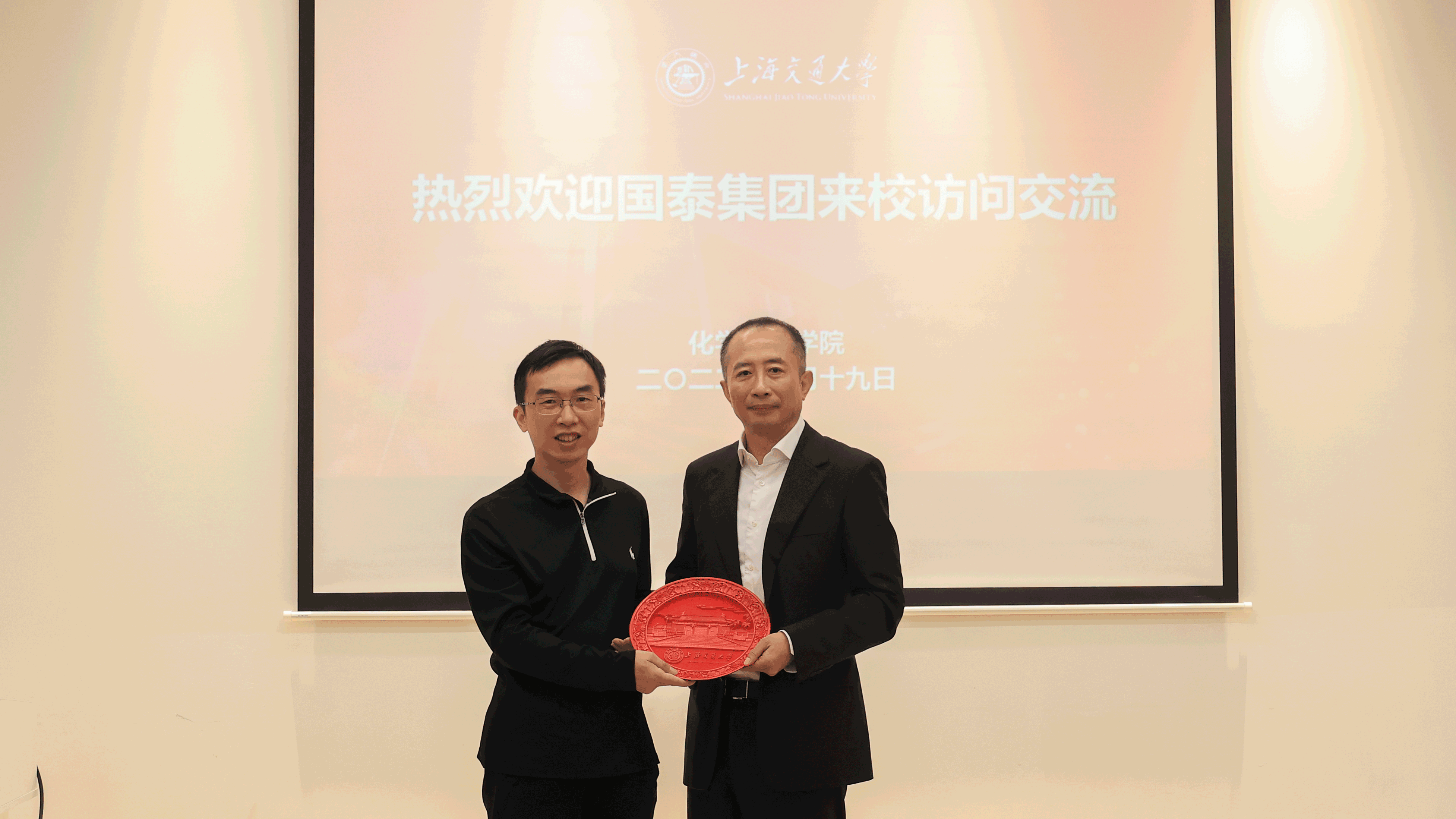 1666342852118716.png 211A2448(1).png