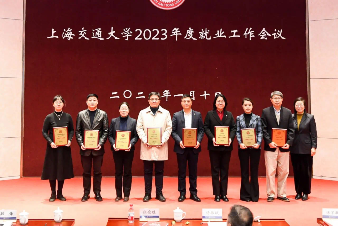 1705219981456249.png 2.png