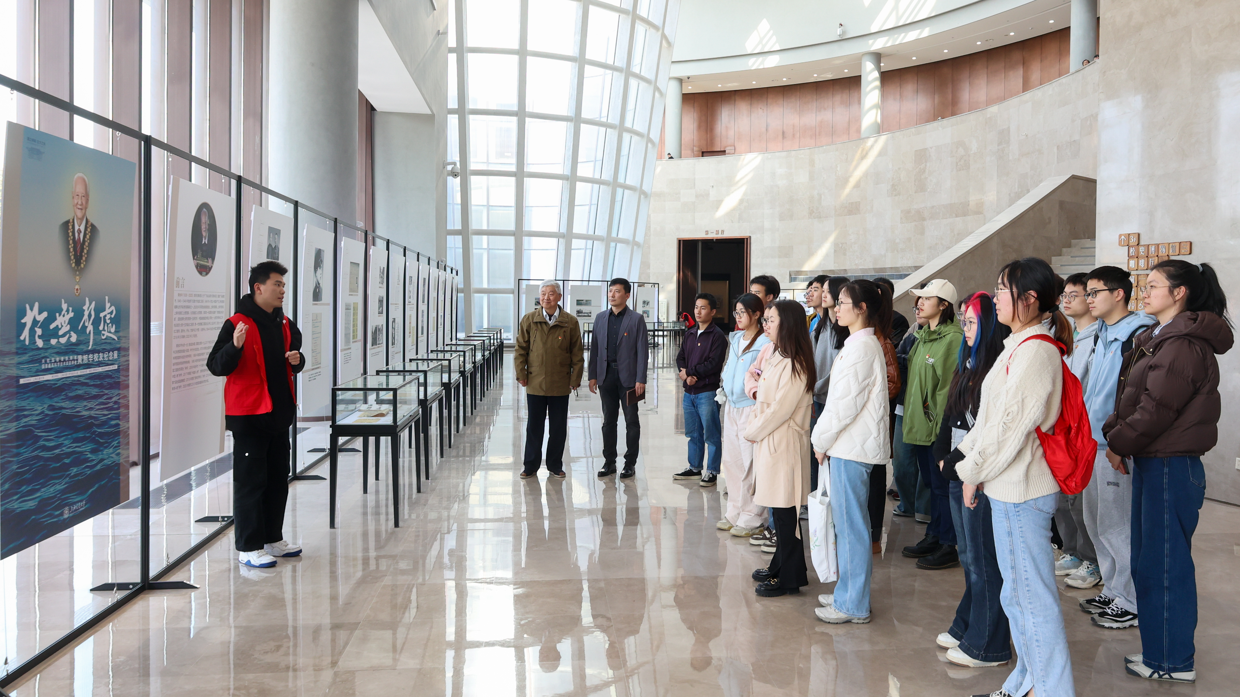 1744078820448432.jpg 211A6595.jpg